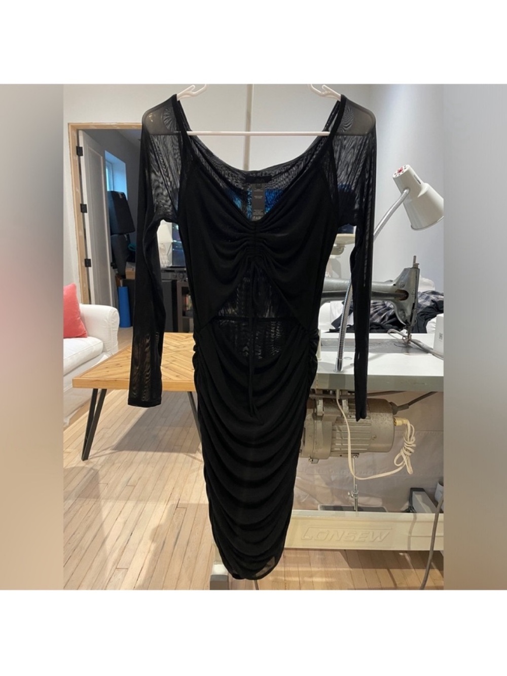 h:ours Black Mesh Mini Dress size M. Built in underwear.
Evening rave ready